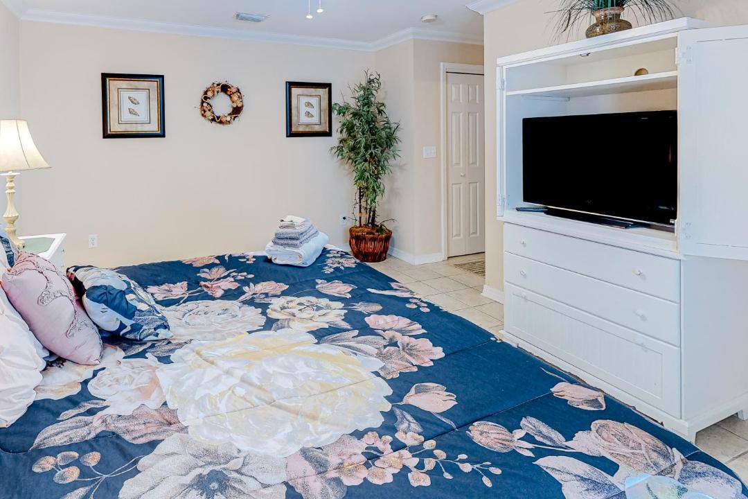 Photo of Bedroom in Navarre Beach