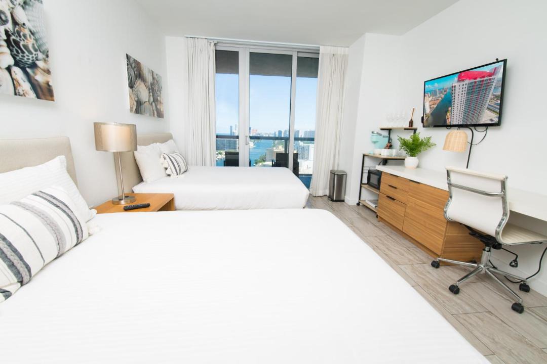 Photo of Bedroom in Hallandale Beach