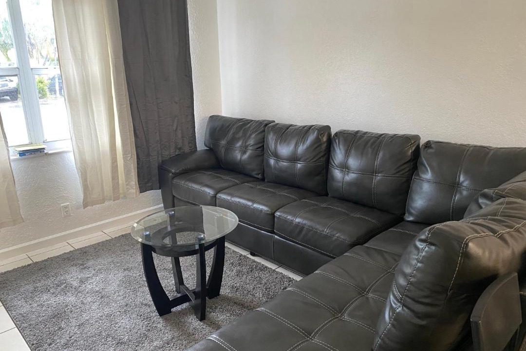 Photo of Livingroom in Hallandale Beach