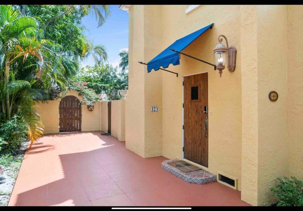 Photo of Patio Balcony in Old Northwood