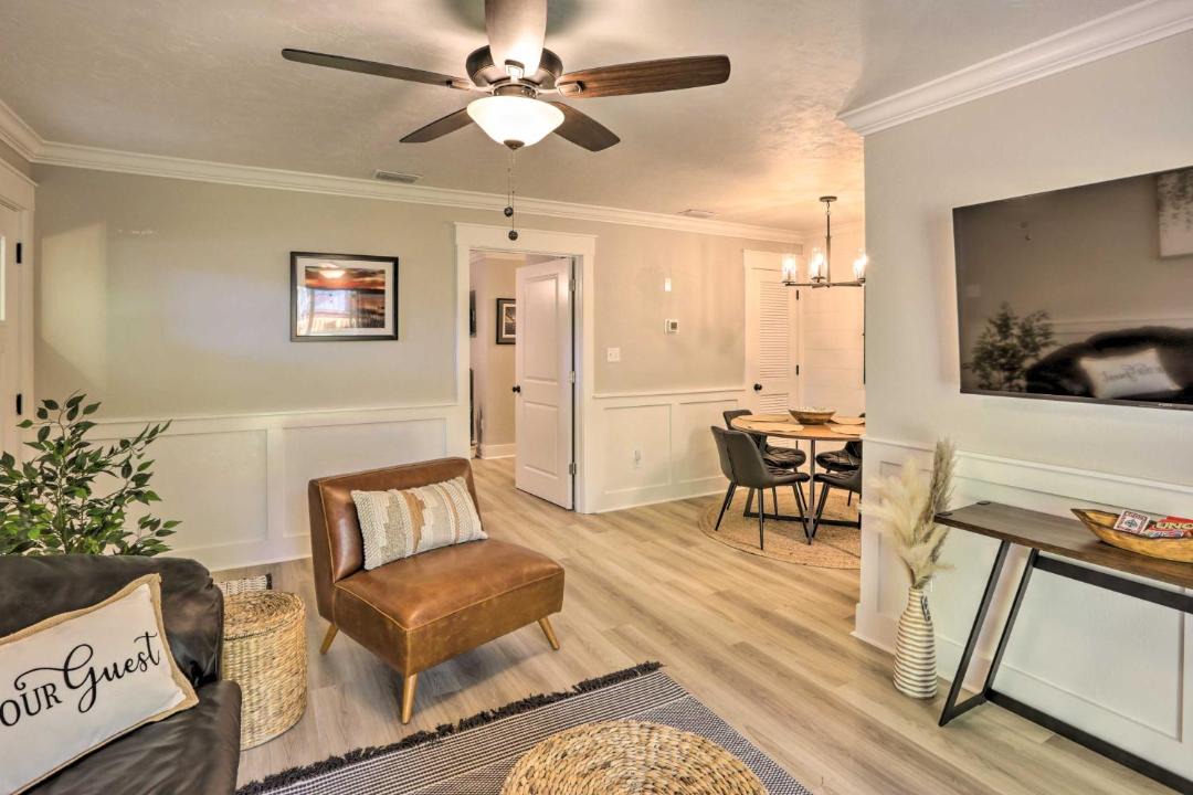 Photo of Livingroom in Tallahassee