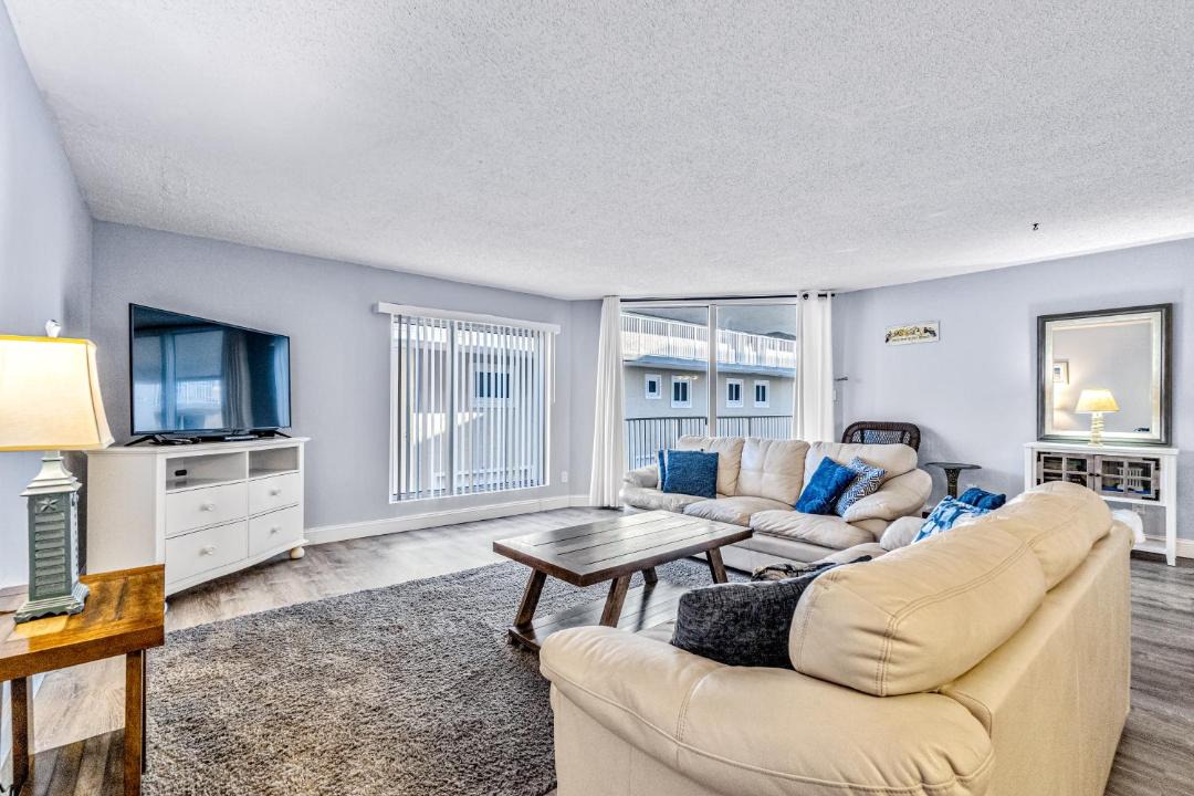 Photo of Livingroom in Pensacola Beach