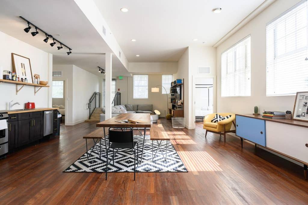 Photo of Livingroom in South Pointe