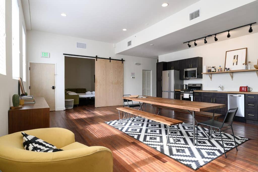 Photo of Livingroom in South Pointe