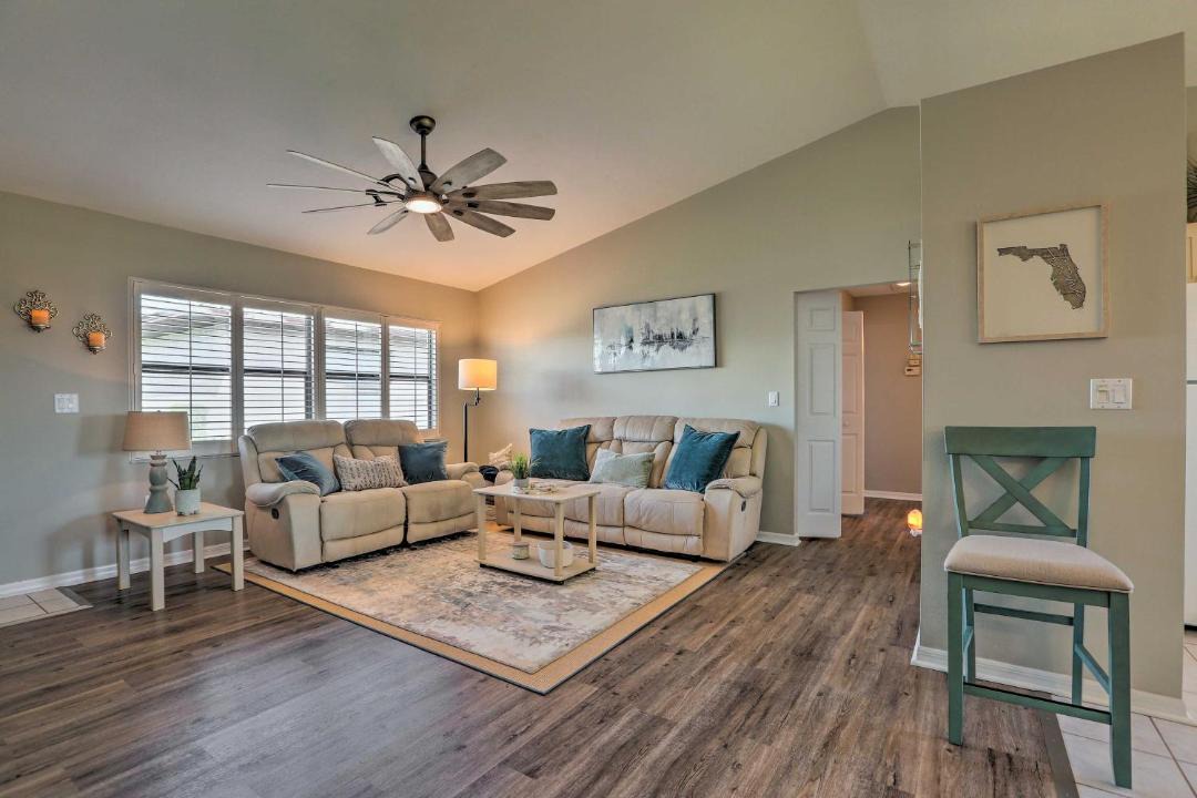 Photo of Livingroom in Highland