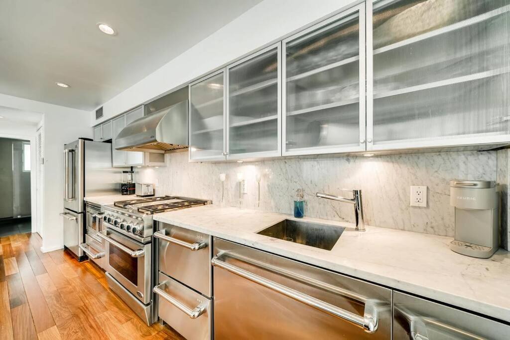 Photo of Kitchen in West Avenue