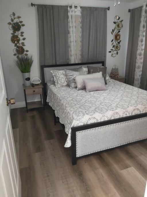 Photo of Bedroom in Tampa