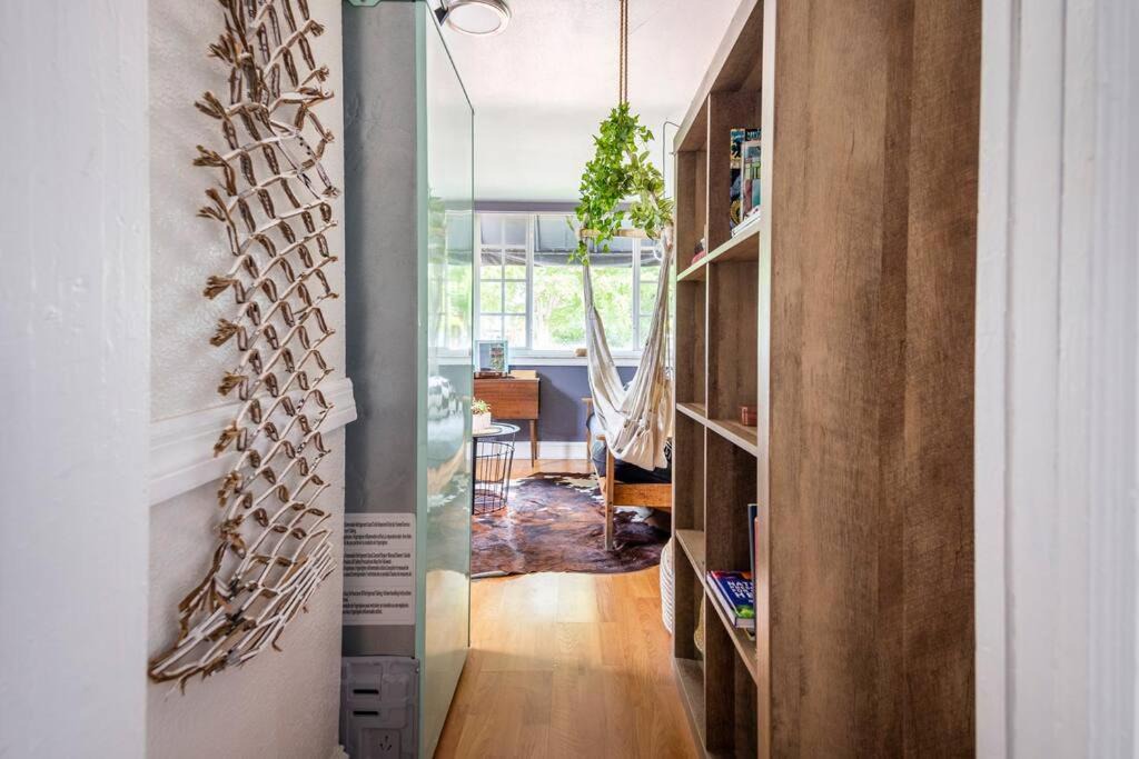 Photo of Livingroom in The Roads