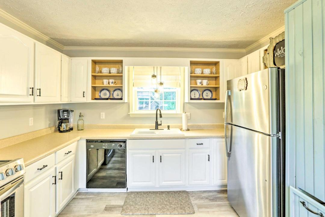 Photo of Kitchen in Ochlockonee Bay
