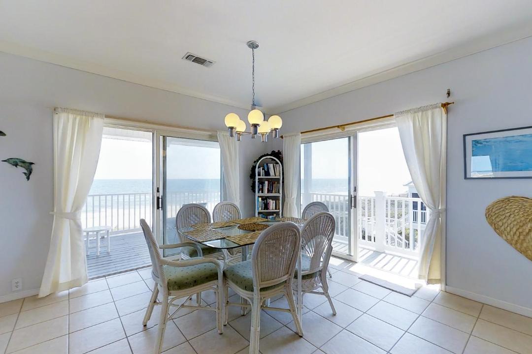 Photo of Livingroom in Treasure Beach Village