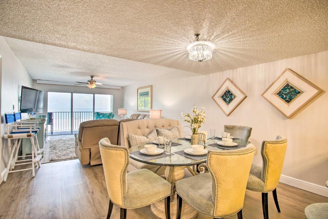 Photo of Livingroom in Redington Shores