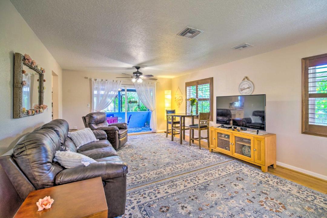 Photo of Livingroom in Indian Harbour Beach
