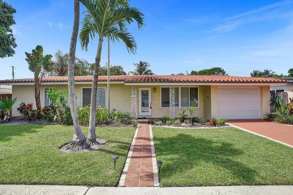 Photo of Buildings in Deerfield Beach