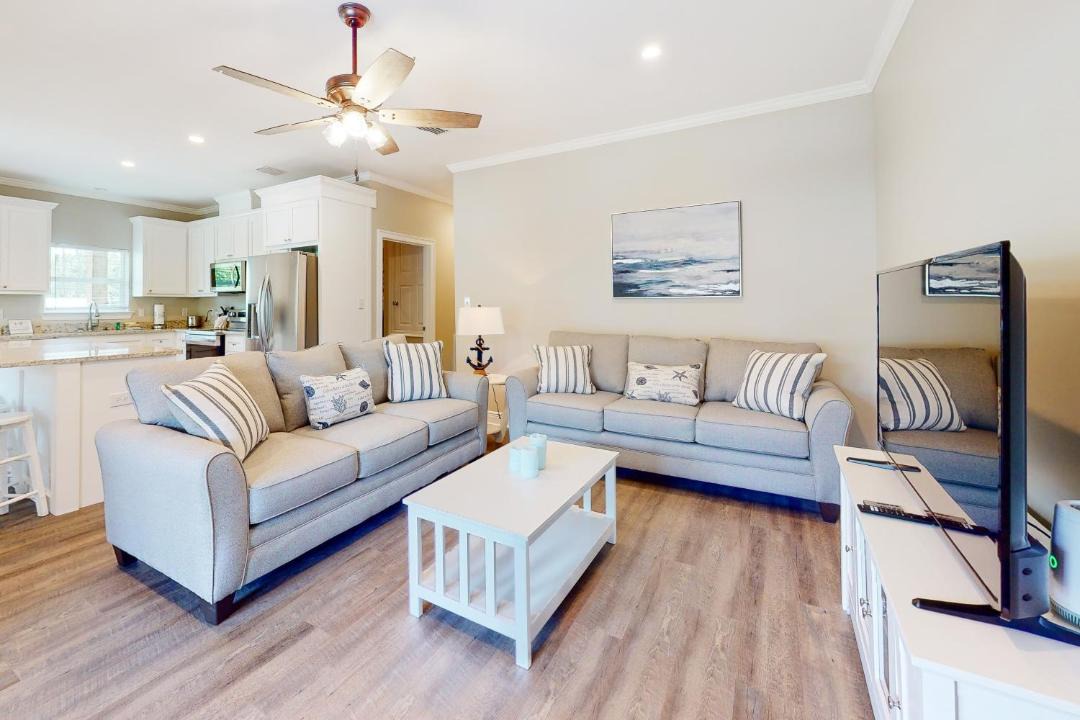 Photo of Livingroom in Dauphin Island