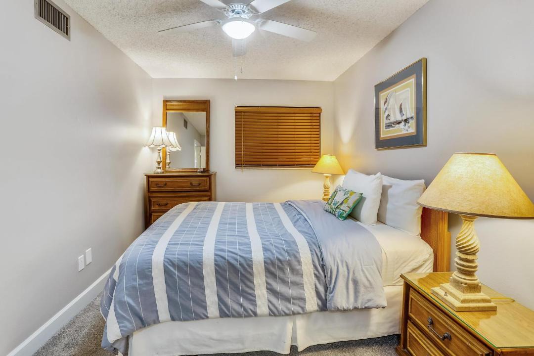 Photo of Bedroom in North Redington Beach