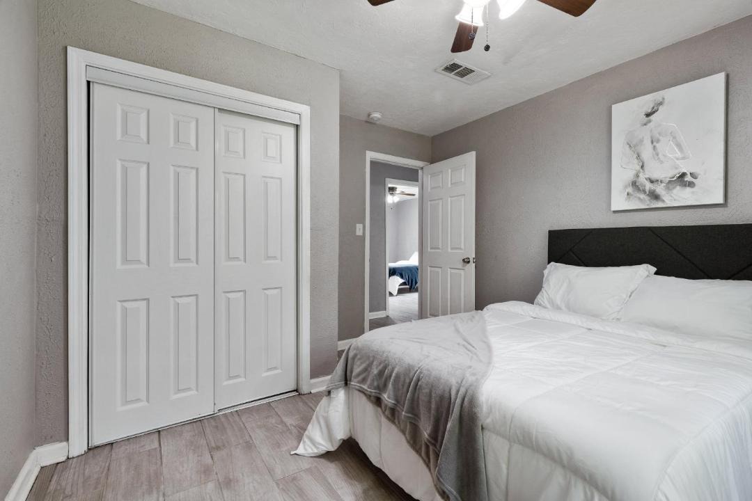 Photo of Bedroom in Tallahassee