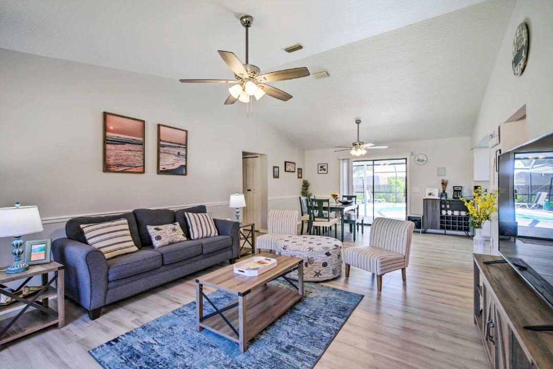 Photo of Livingroom in Sebastian Highlands