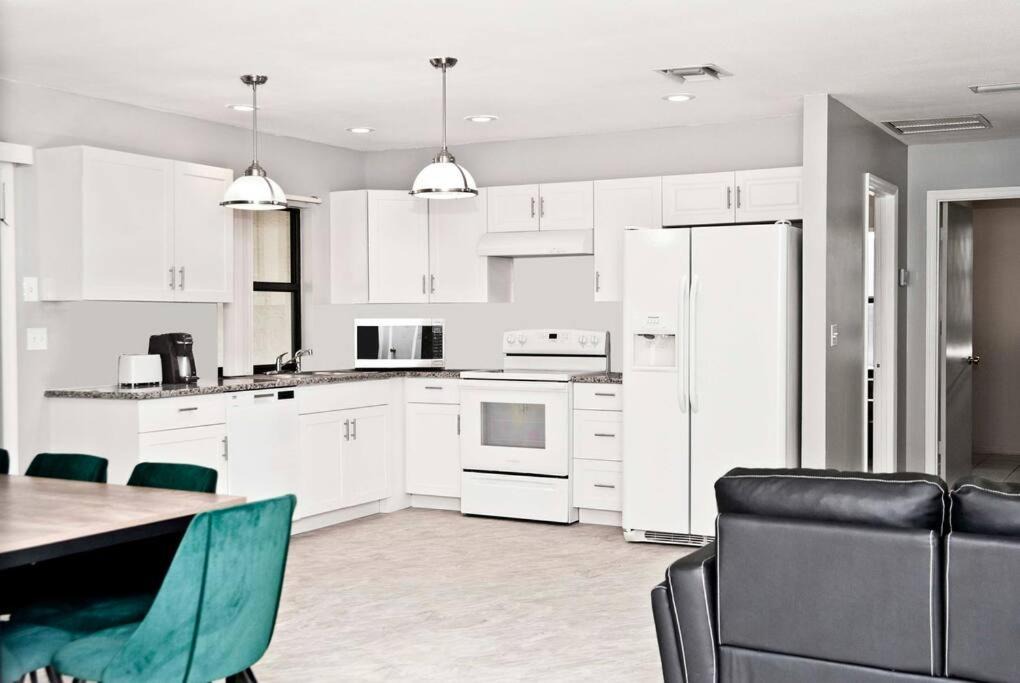 Photo of Kitchen in Port Saint Lucie