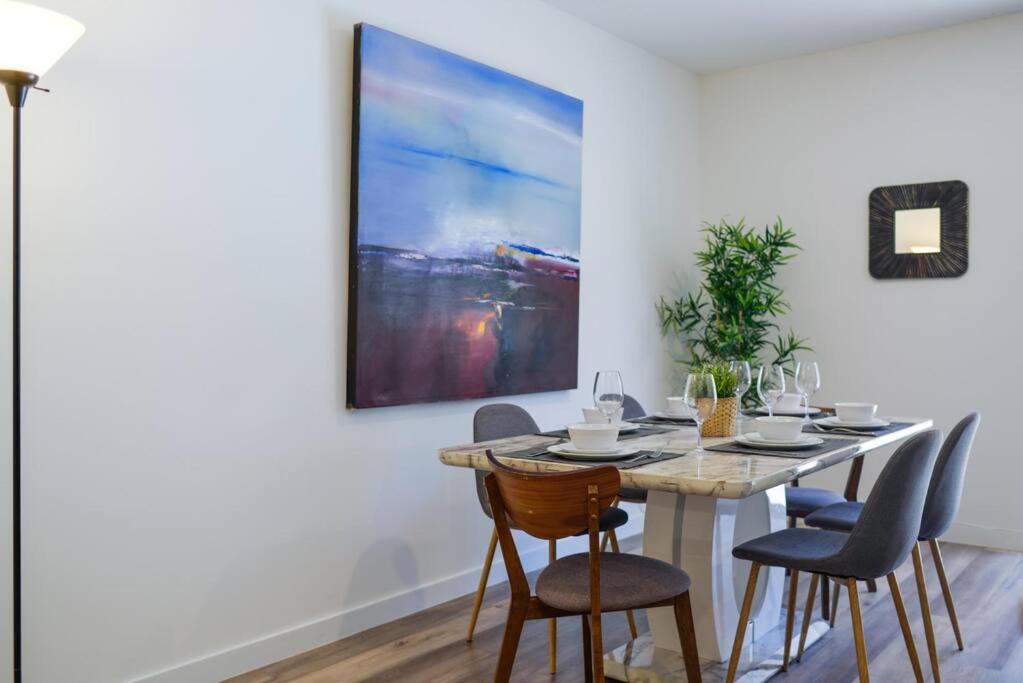 Photo of Livingroom in Golden Glades