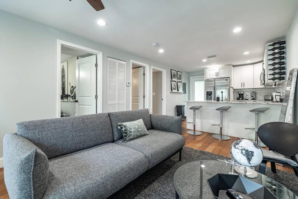 Photo of Livingroom in Tampa Heights