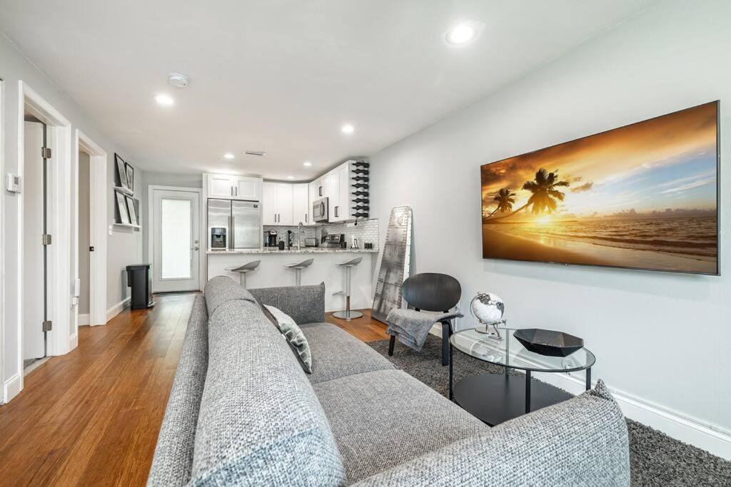Photo of Livingroom in Tampa Heights