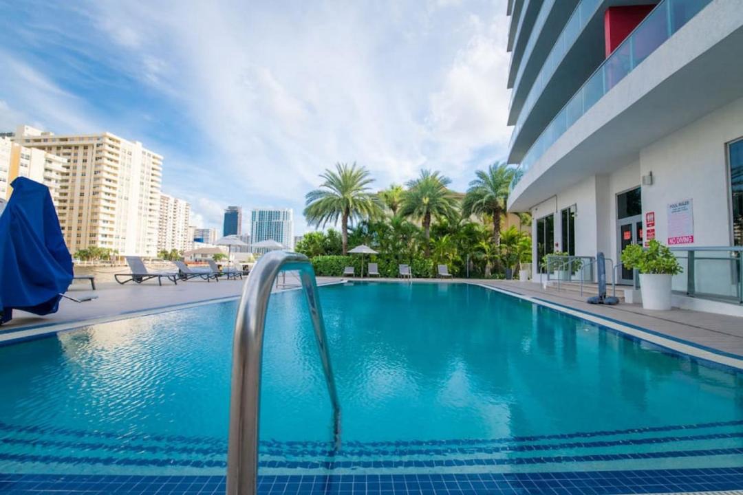 Photo of Outdoor in Hallandale Beach