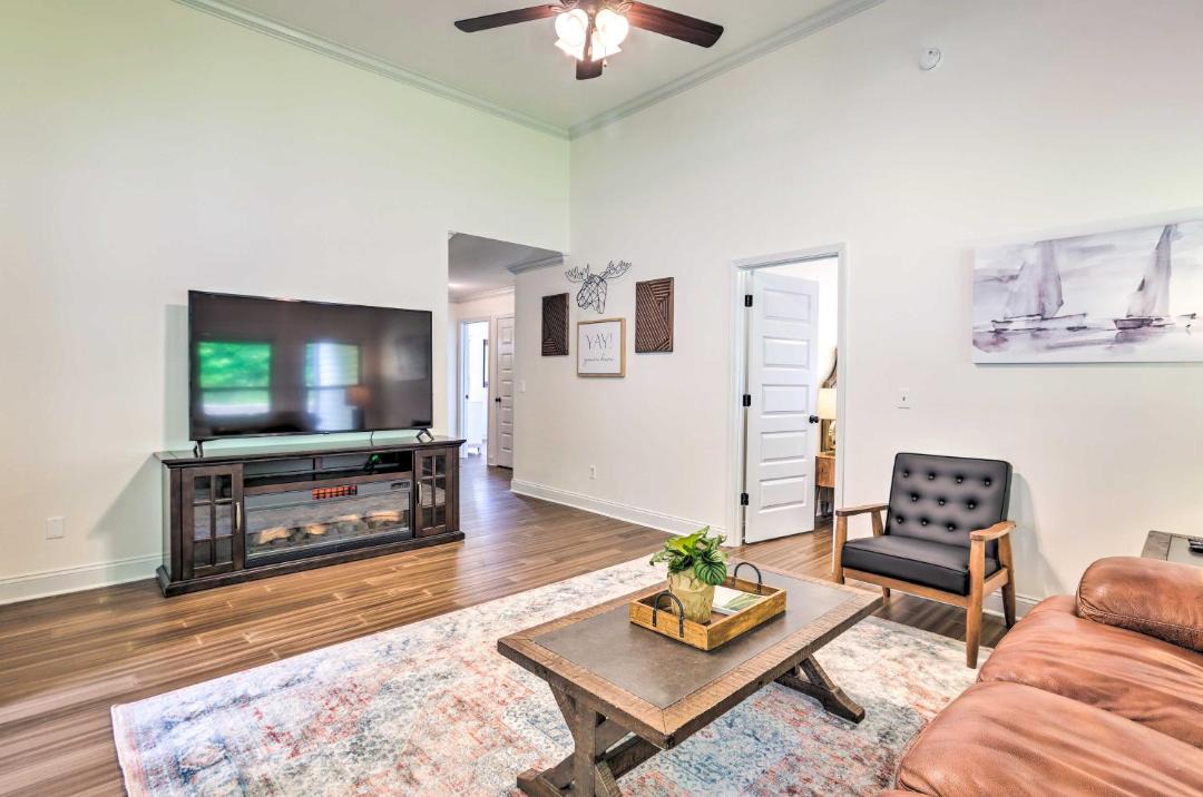 Photo of Livingroom in Calera