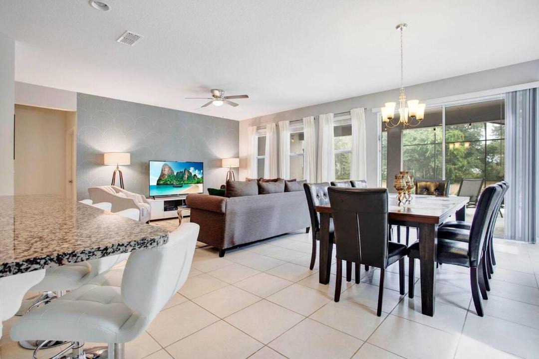 Photo of Livingroom in Loughman