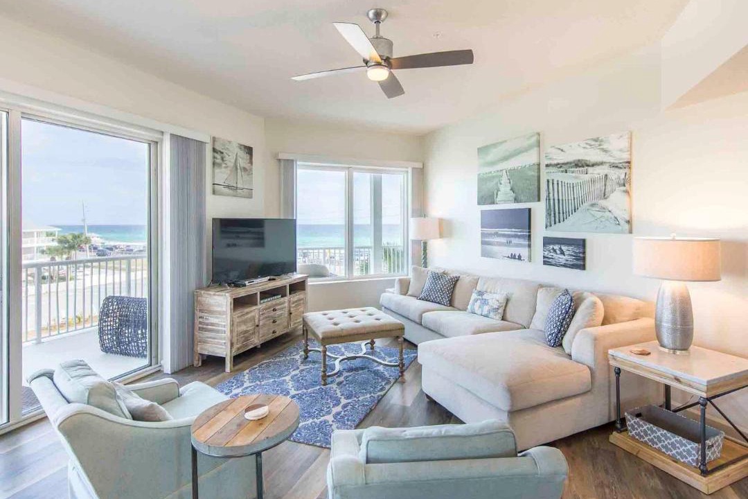 Photo of Others in Avalon Beach Estates