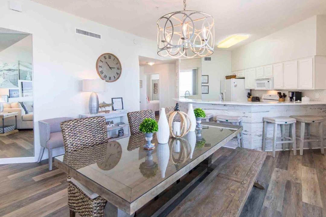 Photo of Kitchen in Avalon Beach Estates