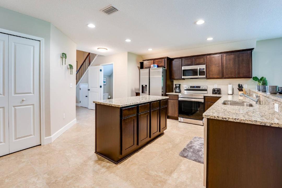 Photo of Kitchen in Doctors Inlet