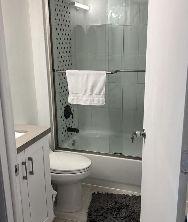 Photo of Bathroom in Golden Glades