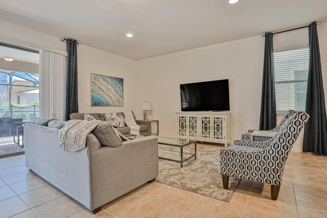Photo of Livingroom in Four Corners