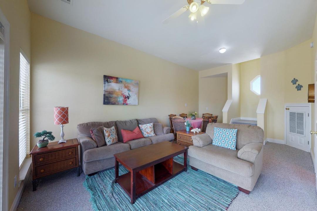 Photo of Livingroom in Fort Morgan
