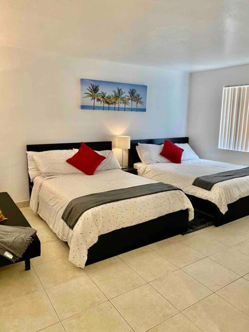 Photo of Bedroom in Royal Poinciana