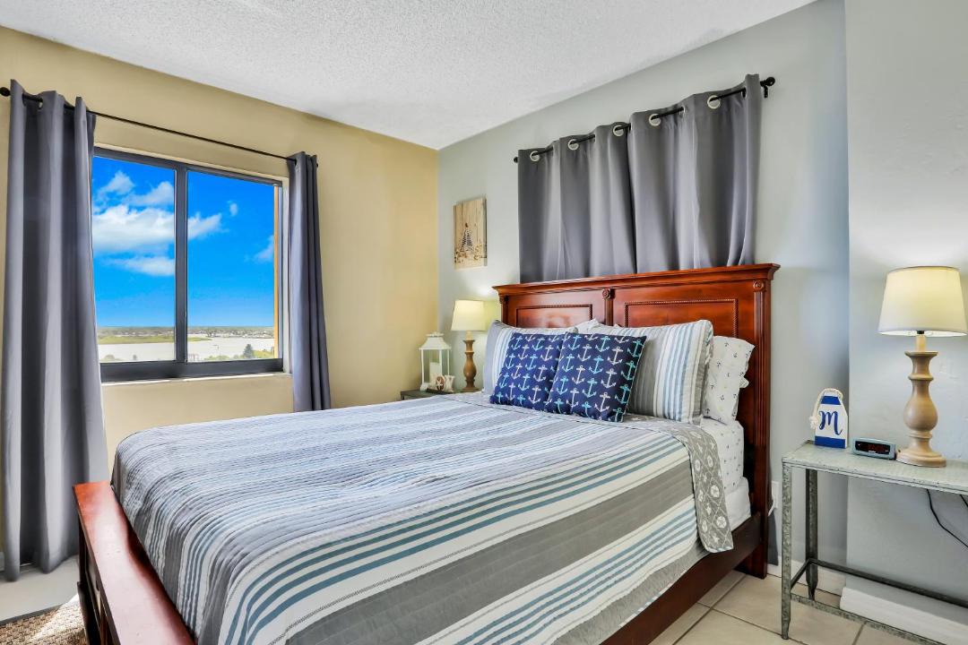 Photo of Bedroom in Daytona Beach Shores