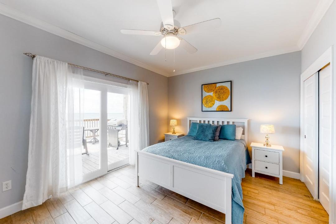 Photo of Bedroom in Dauphin Island