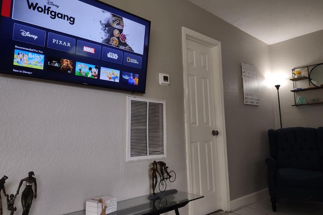 Photo of Livingroom in Cooper City