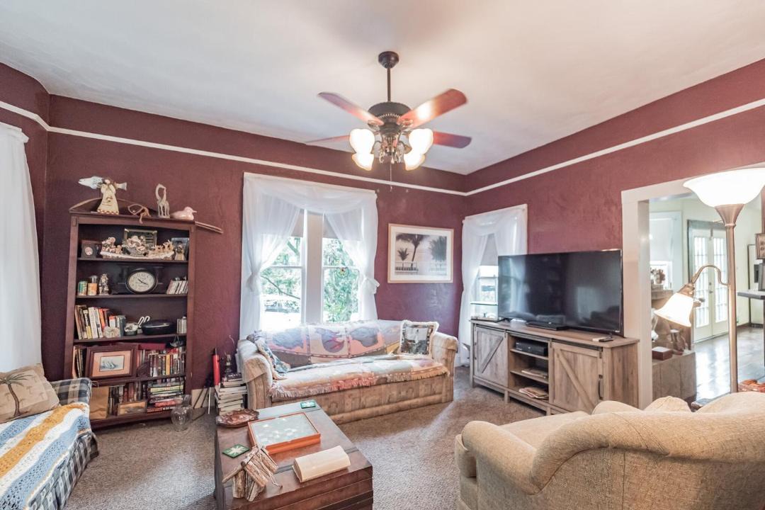 Photo of Livingroom in Crescent City