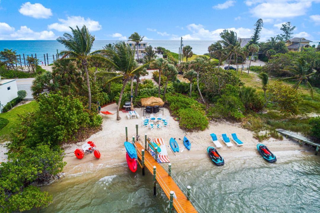 Photo of Others in Stuart