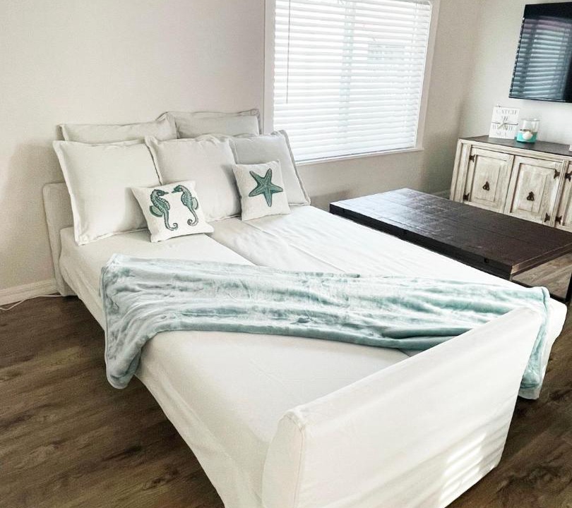 Photo of Bedroom in Redington Shores