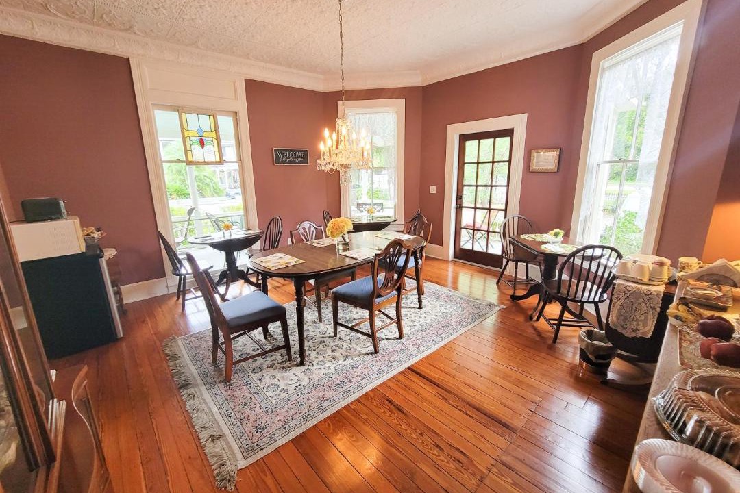 Photo of Livingroom in Gainesville