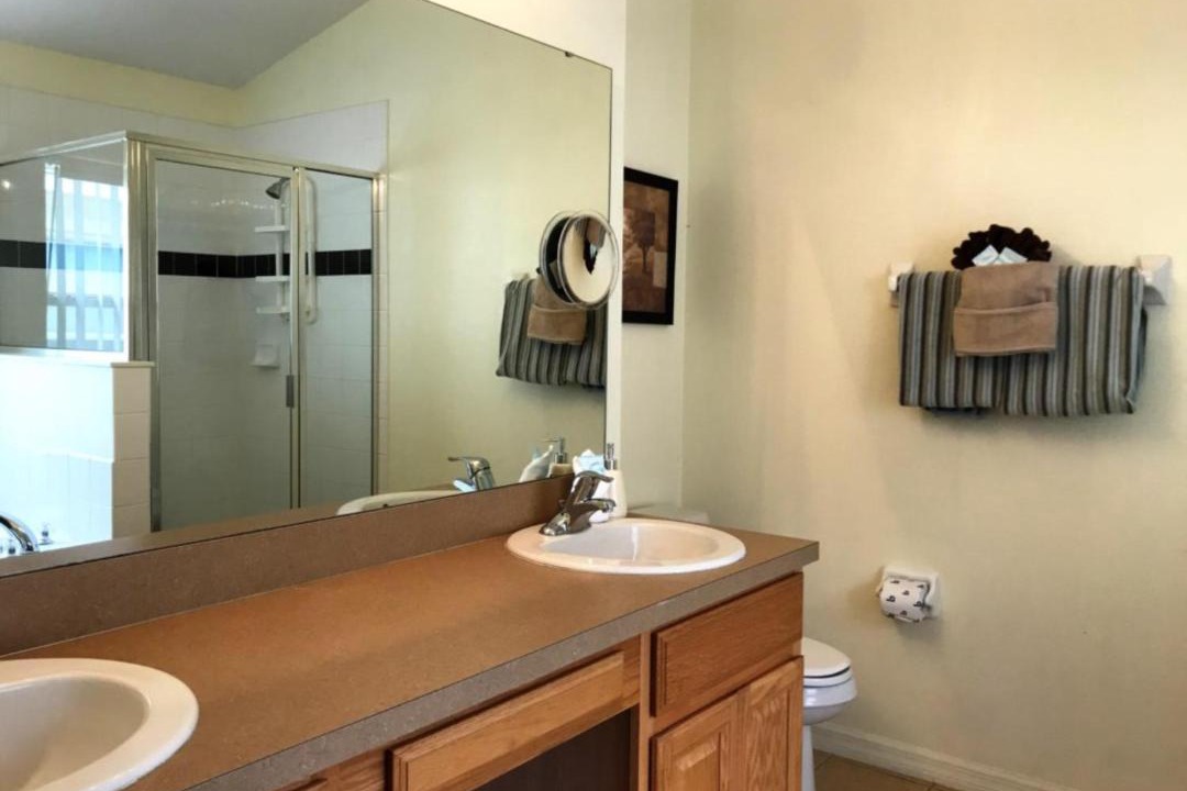 Photo of Bathroom in Highgate Park