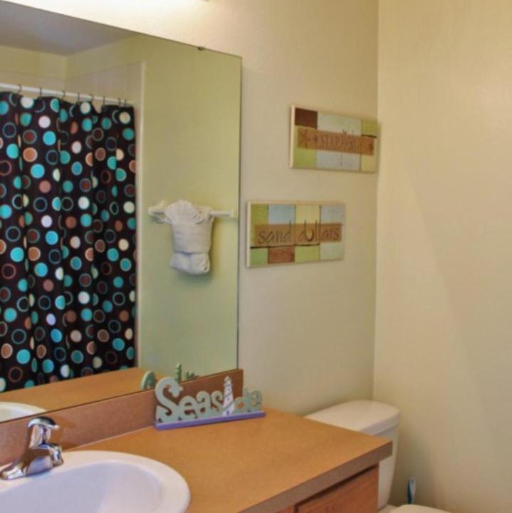 Photo of Bathroom in Highgate Park