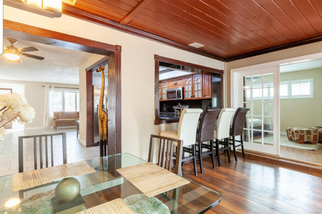 Photo of Livingroom in Miramar