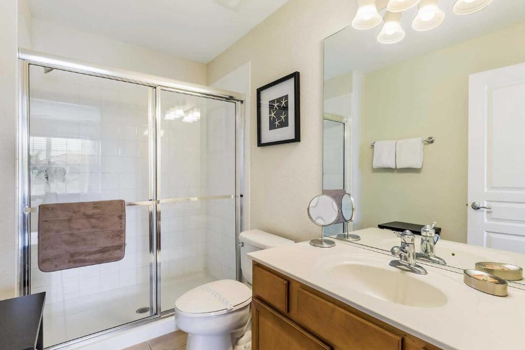 Photo of Bathroom in Windsor Hills