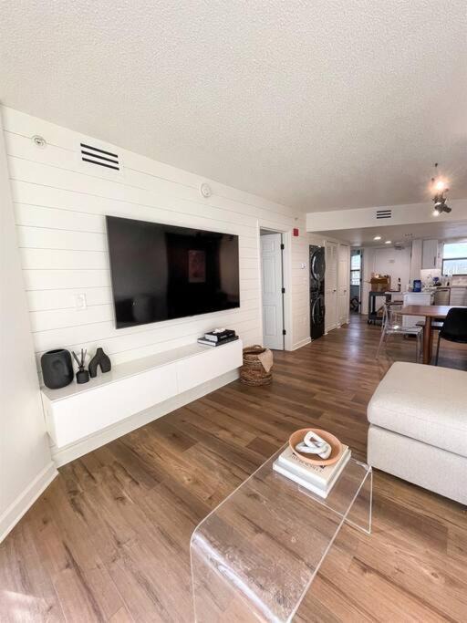 Photo of Livingroom in Belle Vista