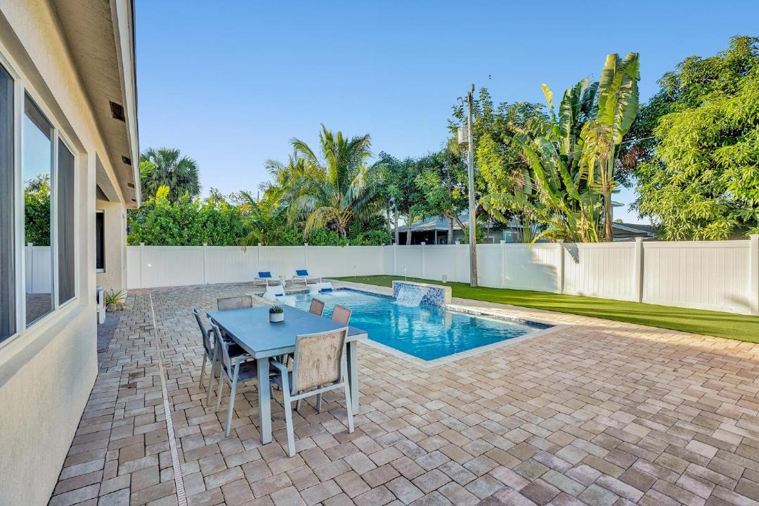 Photo of Others in Pompano Beach