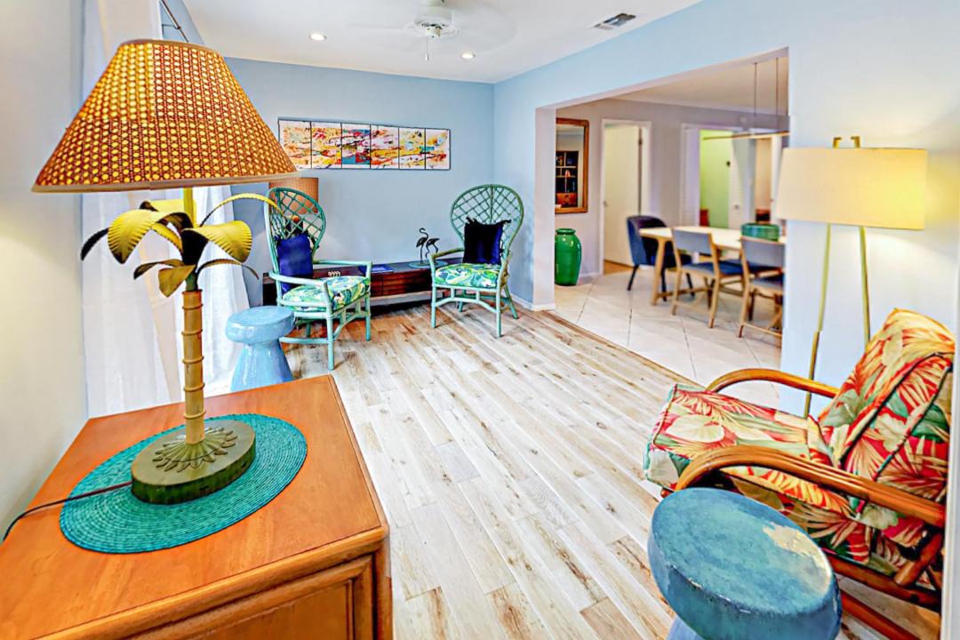 Photo of Others in Parrot Cove