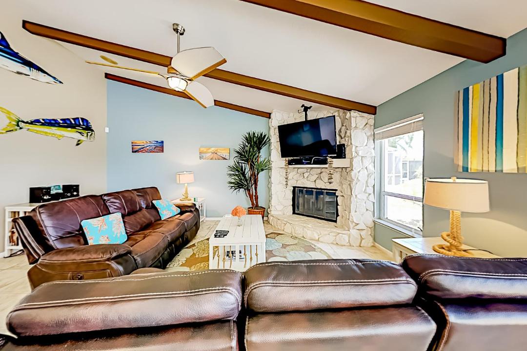 Photo of Livingroom in Eight Lakes